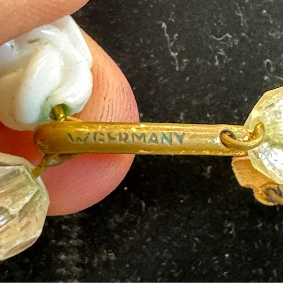 Vintage West Germany Multifaceted Four Strand Lucite Beads Faux Pearl Necklace - Picture 7 of 16